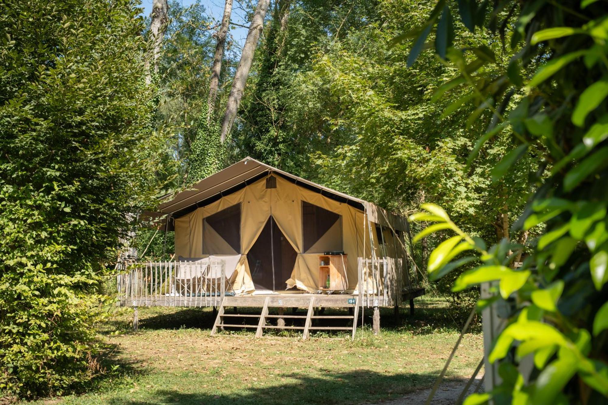 Huttopia La Plage Blanche Ounans Ngoại thất bức ảnh